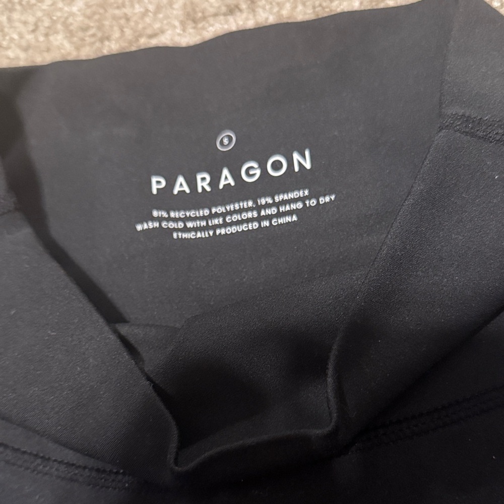Paragon Leggings View 2